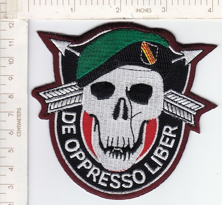5th Special Forces pocket patch skull & beret ce ne $5.25